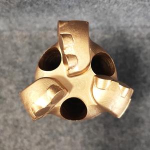 Kim Cương <span class=keywords><strong>PDC</strong></span> khoan bit 98mm 3 lưỡi <span class=keywords><strong>PDC</strong></span> ARC Góc khoan bit cho nước giếng than mỏ khoan - Product Image 3