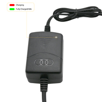 Chargeur de batterie rechargeable 13,8 V 14,8 V avec indicateur LED, adaptateur de charge automatique pour batteries de voiture, moto et camion 12 V