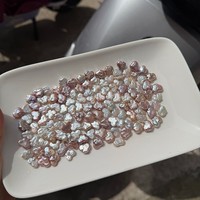 Perles baroques naturelles en vrac avec trou traversant horizontal, motif papillon, blanc naturel et violet naturel