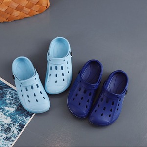 Sandales d'été respirantes et imperméables pour enfants, style <span class=keywords><strong>Crocs</strong></span>, antidérapantes, en EVA, durables pour l'intérieur et l'extérieur - Product Image 4