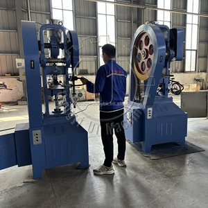 Presse automatique pour bombes de bain, machine à fabriquer des bombes de bain de grande capacité 10 tonnes - Product Image 3