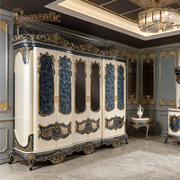 Ensemble de chambre à coucher de luxe en bois de style royal turc avec tête de lit capitonnée, design antique européen, tailles et couleurs personnalisables pour villa