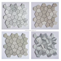 Tuiles de mosaïque en marbre blanc Volakas pentagonales Carreaux de mosaïque en pierre blanche polygonale pour la décoration des murs et des sols