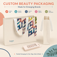 Sac cadeau en papier de luxe avec impression offset pour l'emballage des faux ongles, la vente au détail en salon et les accessoires de beauté