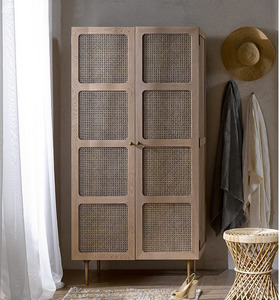 Lemari Pakaian Kayu Oak Gaya Nordik dengan Pintu Anyaman Rotan, Lemari Penyimpanan 2 Pintu dengan Kenop Kuningan untuk Kamar Tidur - Product Image 6
