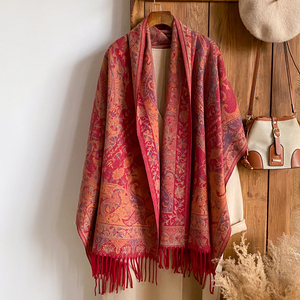 Selendang Rajut Jacquard Gaya Etnik Musim Dingin Bahan Core-spun Hangat untuk Wanita, Motif Bunga Hook Paisley Lembut, Nuansa Kasmir, Hijab Muslim - Product Image 4