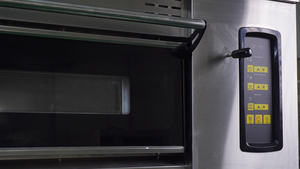 Équipement <span class=keywords><strong>de</strong></span> cuisson industriel commercial <span class=keywords><strong>Four</strong></span> <span class=keywords><strong>à</strong></span> pizza <span class=keywords><strong>Feu</strong></span> <span class=keywords><strong>de</strong></span> <span class=keywords><strong>bois</strong></span> <span class=keywords><strong>Pain</strong></span> Gâteau Boulangerie <span class=keywords><strong>Four</strong></span> <span class=keywords><strong>à</strong></span> gaz électrique avec vapeur - Product Image 2