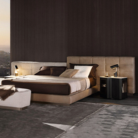 Lit plateforme crème de luxe, style minimaliste italien, avec tête de lit capitonnée à cannelures larges et allongées, mobilier de chambre moderne, OEM