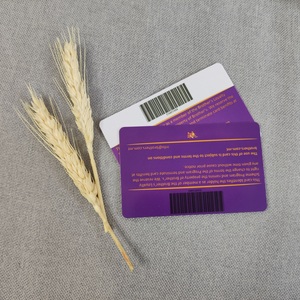 Tarjeta de <span class=keywords><strong>descuento</strong></span> de regalo VIP, impresión personalizada de plástico, tamaño estándar, PVC brillante, Boutique, venta al por mayor, con código - Product Image 6