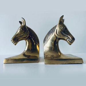 Sujetalibros de caballo de metal de aluminio fundido Metal en escultura de mesa de diseño atractivo acabado antiguo - Product Image 6