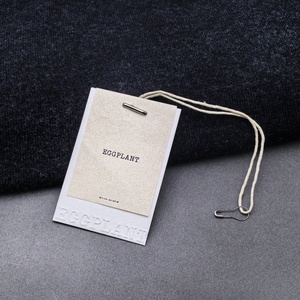 Etichetta Minimalista Vintage di Alta Qualità con Clip in Metallo, Etichetta Personalizzata per Abbigliamento di Lusso Sostenibile, <span class=keywords><strong>Stampa</strong></span> UV - Product Image 1