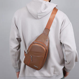 Bolso de Pecho para Hombre Jingpin, de Cuero PU Marrón, para Viajes de Negocios, Bandolera, Diseño Simple y Moderno - Product Image 4