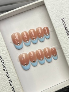 Vente en gros usine 10 pièces Faux <span class=keywords><strong>ongles</strong></span> à presser faits <span class=keywords><strong>main</strong></span>, forme ovale, style French minimaliste, faible MOQ - Product Image 3