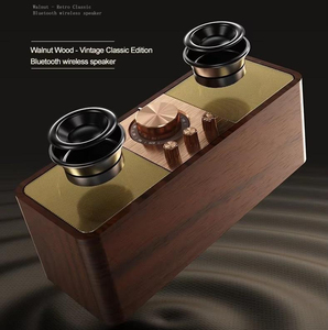 JY82 Altavoz Inalámbrico Portátil de Madera con Bluetooth, Mini Radio Vintage de Estilo Retro, Caja para Altavoces de Madera Portátil - Product Image 3