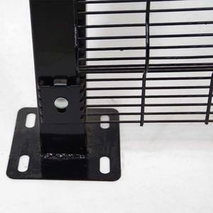 Venta caliente Fácil expansión 358 Anti-escalada Faux Privacy Límite Valla de pared Valla de malla de alambre soldada galvanizada - Product Image 6