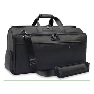 Échantillon gratuit : Sacs de voyage suspendus double usage avec bretelles pour transporter des vêtements - Product Image 3