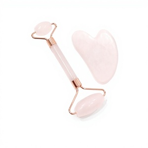 Rodillo de Masaje de Jade Afgano Rosa Xiuyu, Masajeador y Raspador con Función de Masaje Terapéutico y Opción de Logotipo Personalizado - Product Image 1