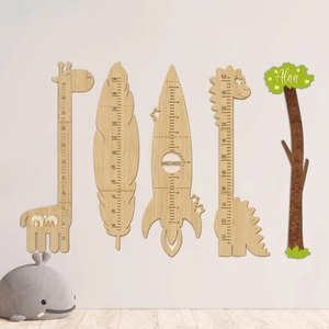 Cama con Tabla de Crecimiento para Niños ZZM, Estilo Rústico, Diseño Moderno, Madera de Origen Europeo - Product Image 1