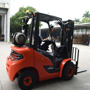 Chariot élévateur à fourche GPL Linde série 1220 IC à transmission hydrostatique, modèle 3,5 tonnes H25T-H35T - Product Image 5