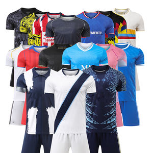 Conjunto de Fútbol NewClub al por Mayor, Camiseta Deportiva y Pantalones Cortos, Conjuntos de Fútbol para Hombre de Secado Rápido, Impresión de Nombres y Números - Product Image 1