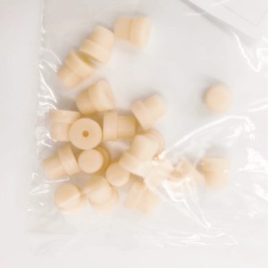 แผ่นฉีดสาร Shimadzu รุ่น 201-35584 ขนาด 7x5 มม. ทำจากซิลิโคน สำหรับเครื่องโครมาโทกราฟีก๊าซ GC-14C GC-2014 GC-2010 - Product Image 3