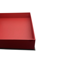 Boîtes cadeaux magnétiques personnalisées pliantes en papier carton de qualité supérieure de haute qualité, emballage magnétique de vêtements de boîte de t-shirt habillé