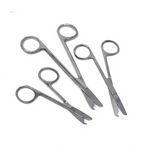 Tijeras de Sutura Premium de 3.5, 4.5 y 5.5 Pulgadas, Diseño de Gancho de Acero Inoxidable, Instrumento Quirúrgico para Retirar Suturas de SurgiRight - Product Image 1
