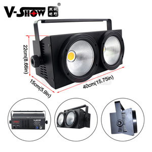 ไฟ LED รุ่น VSHOW BL200 จำนวน 4 ชิ้น พร้อมไฟ LED Blinder จำนวน 2 ชิ้น กำลังไฟ 100 วัตต์ 2 ดวง สีวอร์มไวท์ กำลังสูง สำหรับงานแสดงบนเวทีระดับมืออาชีพ เหมาะสำหรับงานอีเว้นท์ สตูดิโอ และคอนเสิร์ต - Product Image 4