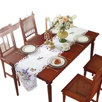 Meilleure vente transfrontalière directe usine : Table longue ajourée en tissu personnalisable, style nordique, broderie florale lavande