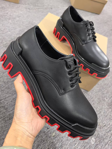 Zapatos Derby de Plataforma Modernos, Cuero Vacuno Mate de Grano Completo, Detalles Rojos, Suela con Tacos, Estilo Gótico Punk, Calzado de Pasarela para Hombre - Product Image 5