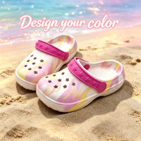 Zuecos EVA Antideslizantes Personalizados para Niñas, Diseño Tie-Dye Mármol, Recortes de Estrellas, Correa Magenta, Divertidos y Lindos