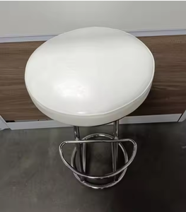 Taburete de Bar Alto de Cuero Blanco, Moderno, Minimalista, en Forma de Z, Resistente, Estable y Elegante, para Cocinas, Bares y Pubs - Product Image 3