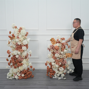 Fondo de flores artificiales románticas, rosas de seda, decoración para bodas y eventos. - Product Image 1