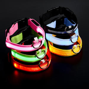 <span class=keywords><strong>Collar</strong></span> de Perro Luminoso LED de Nailon Resistente con Recarga USB, <span class=keywords><strong>Collar</strong></span> Nocturno Antipérdida para Mascotas - Product Image 2