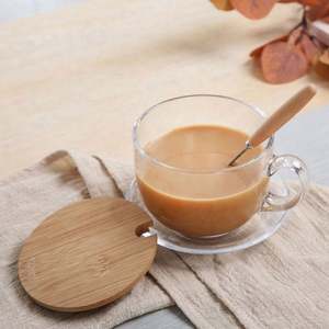 แก้วกาแฟแก้วใส 15 ออนซ์ พร้อมฝาไม้ไผ่และช้อน เป็นมิตรกับสิ่งแวดล้อม รับทำโลโก้ สำหรับกาแฟ ชา นม ข้าวโอ๊ต โยเกิร์ต - Product Image 5