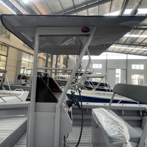 Barcos de Pesca Rápidos con Consola Central Personalizados de 19 pies y 5.8 <span class=keywords><strong>Metros</strong></span> en Venta - Product Image 2