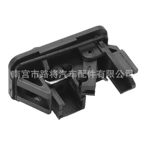 ฝาปิดถังน้ำมันพร้อมกุญแจล็อค 76520-77J00 สำหรับ Suzuki Vitara Swift Alto ฝาครอบถังพลาสติก - Product Image 4