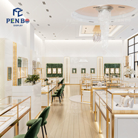 Aménagement intérieur de luxe personnalisé, planification 3D pour la conception d'un magasin de bijoux en or et diamants