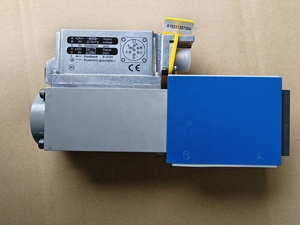 Control Proporcional por Solenoide 0811404602 4WRPEH 6 C3B24L-2X/G24K0/A1M - Product Image 1