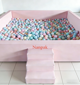 บ่อบอลนาปัก ขนาด 4 ฟุต 5 ฟุต 7 ฟุต 9 ฟุต สีขาว ทำจากวัสดุโฟม กันน้ำ ทำความสะอาดง่าย ใช้ได้ทั้งในร่มและกลางแจ้ง เหมาะสำหรับเด็กเล่นในโรงเรียน นุ่มนวล พร้อมสไลเดอร์ - Product Image 4