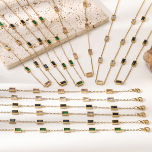 <span class=keywords><strong>Collier</strong></span> pendentif transfrontalier polyvalent, style Ins, avec serti géométrique, sportif, en acier inoxydable 304 électroplaqué, luxe léger - Product Image 1