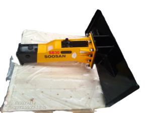 หัวเจาะไฮดรอลิกแบบกล่อง รุ่น Sb 30 พร้อมอุปกรณ์ต่อพ่วงสำหรับรถตักล้อยาง ขนาด 2.5-4.5 ตัน สำหรับเครื่องยนต์และมอเตอร์ของรถตัก - Product Image 4