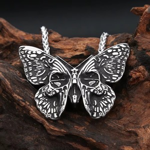 Yunnique – collier avec pendentif tête de mort de papillon, en argent tibétain, chaîne de pull à la mode pour hommes, cadeau, chaîne de 60cm - Product Image 2