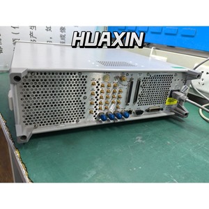 Générateur de signaux vectoriels Agilent E4438C ESG UTILISÉ #   hx1 - Product Image 2