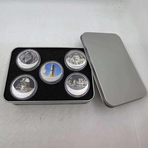 Moneda Conmemorativa del Apolo 11, Diseño del Módulo Lunar y Astronautas que Realizaron la Aterrizada en la Luna, Moneda de Recuerdo Plateada con Foto - Product Image 4
