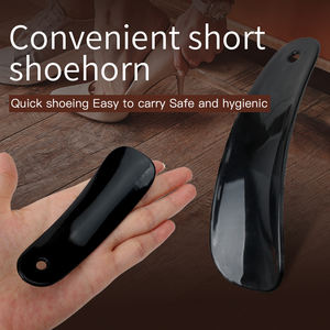 Vente en gros d'usine Logo personnalisé Aide à la chaussure courte paresseux Petit chausse-pied en plastique Chausse-pied de voyage - Product Image 5