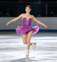 Robe de patinage artistique violette avec strass, col halter, costume de compétition de patinage sur glace pour filles et femmes