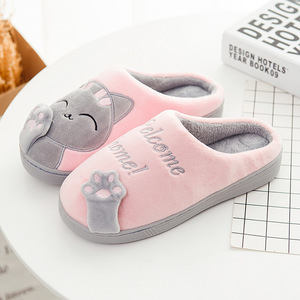 Pantoufles Chaudes d'Hiver en Forme de Patte de Chat Rose Mignonnes pour Homme et <span class=keywords><strong>Femme</strong></span> – Vente en Gros - Product Image 6
