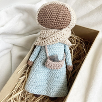 Poupée Musulmane Amigurumi Faite Main au Crochet avec Hijab, Jouet Islamique Rembourré pour Filles, Cadeau de Ramadan pour Enfants