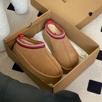 Meilleures ventes : Bottes de neige de qualité supérieure, chaussures de marque de créateur au design original, pantoufles à plateforme en fourrure, confortables, tendance, pour l'hiver, vente en gros